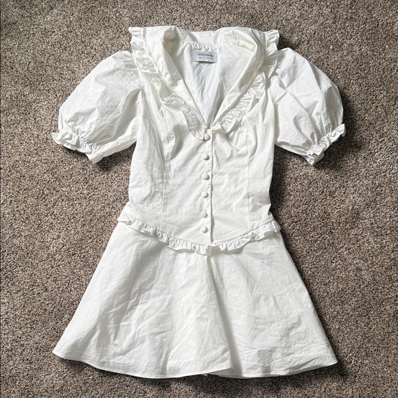 Peppermayo Dresses & Skirts - Peppermayo White Ruffle Puff Sleeve Mini Dress